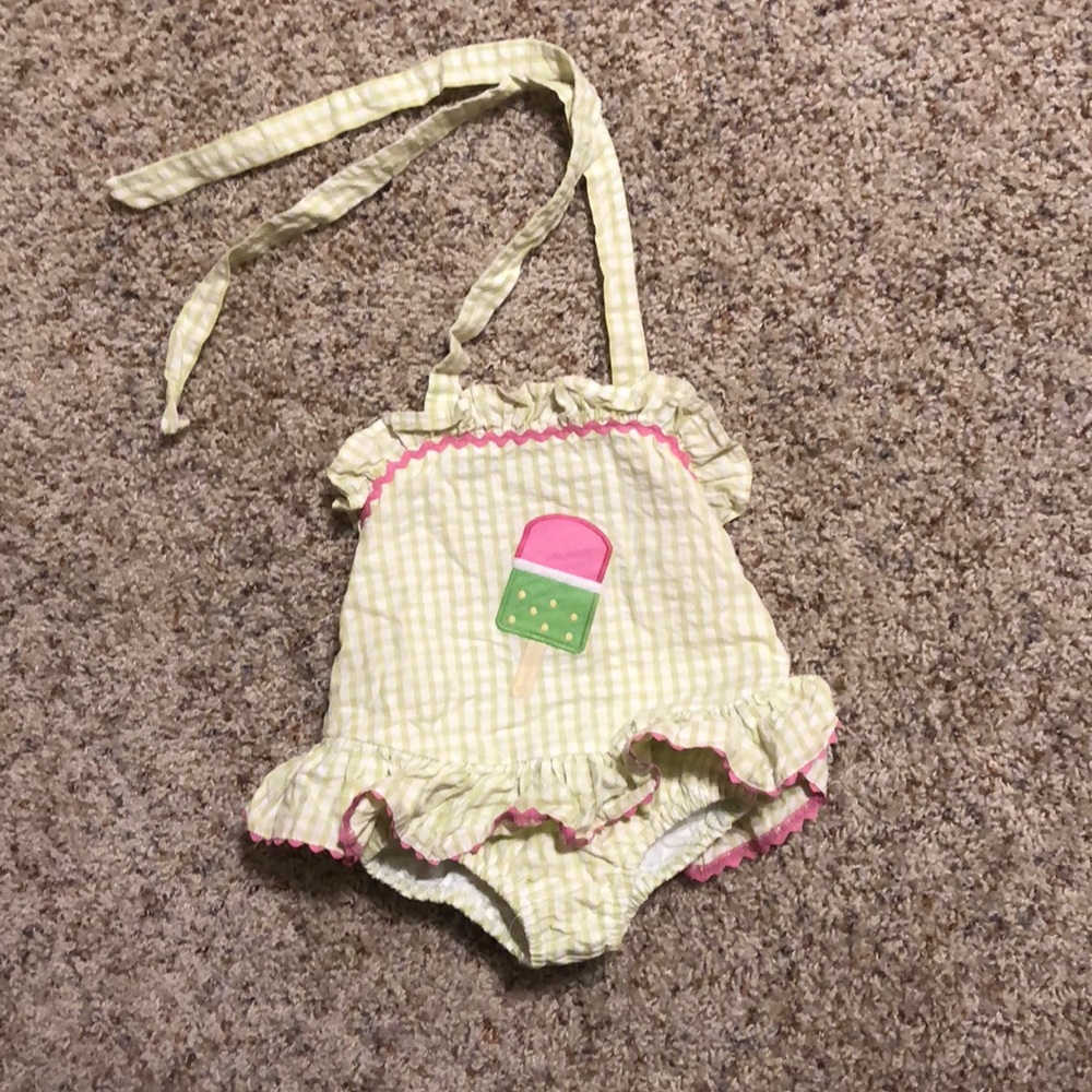 Little English bathing suit